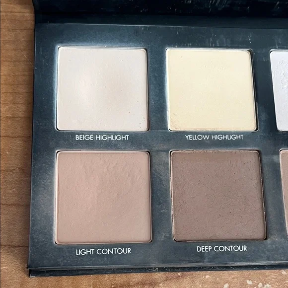 LORAC PRO Contour Kit in Black - Picture 3 of 5